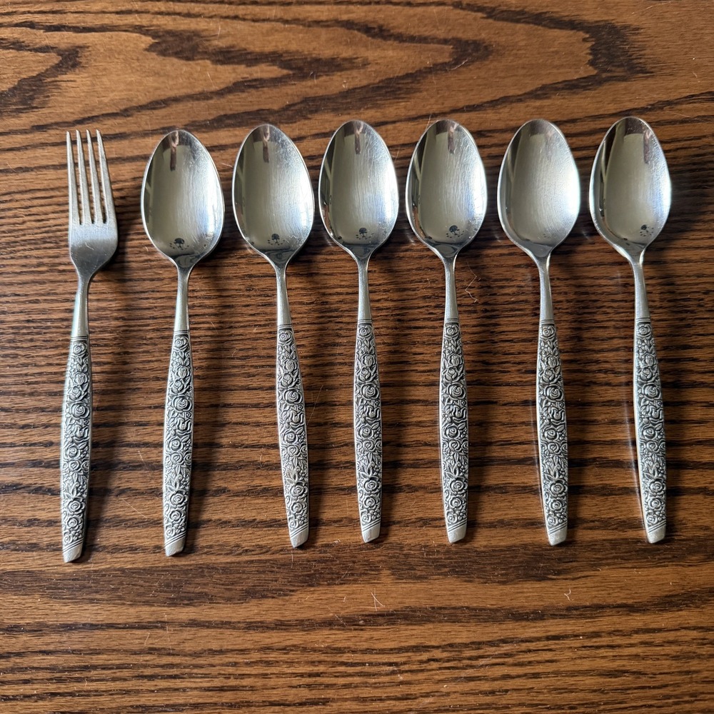 Vintage 11-Piece Stainless Steel Japan Rose Floral Flatware Lot - Picture 2 of 7